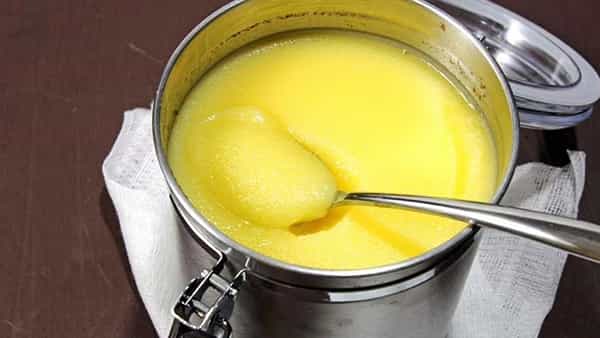 Desi Ghee: శీతాకాలంలో వేధించే ఈ ఆరోగ్య సమస్యలకి నెయ్యితో చికిత్స.. అవేంటంటే..?