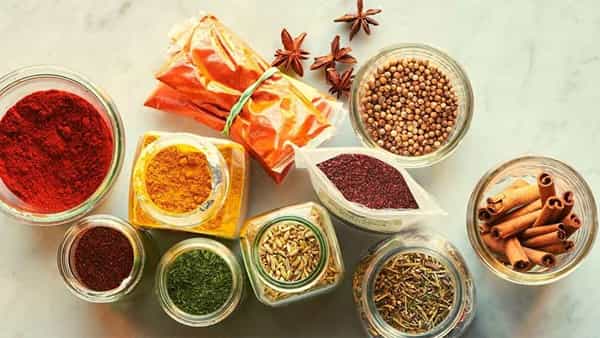 Health Tips: మీకు ఈ సమస్యలు వెంటాడుతున్నాయా..? వంట గదిలో ఉండే వాటితో అద్భుతమైన ఫలితాలు