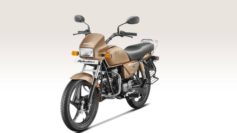  Hero Splendor Plus గత నెలలో 2 లక్షల యూనిట్లకు పైగా అమ్ముడుపోయింది. దేశంలోనే అత్యధికంగా అమ్ముడవుతున్న బైక్‌గా మారింది.