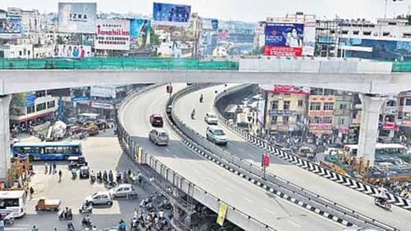 Hyderabad: హైదరాబాద్ లో ట్రాఫిక్ ఆంక్షలు.. ఏకంగా 45 రోజులు నిబంధనలు