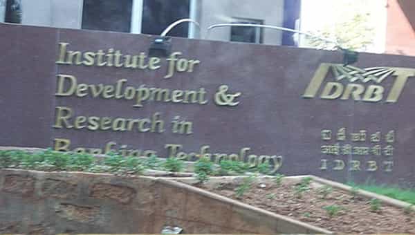 IDRBT Recruitment: హైదరాబాద్ ఐడీఆర్బీటీలో ఉద్యోగాలు.. బీటెక్ చేసిన అర్హులు.. ఎలా ఎంపిక చేస్తారంటే..