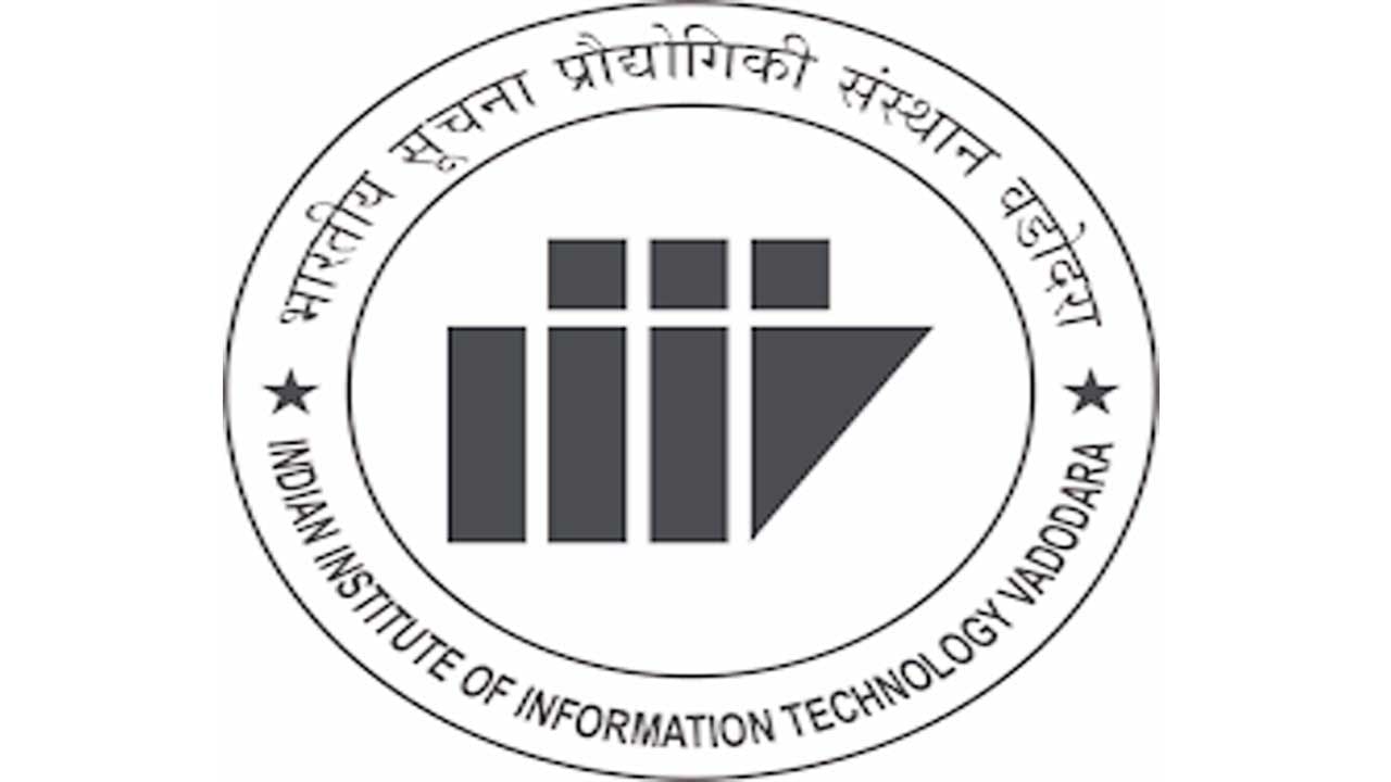 Teaching Jobs: పీహెచ్‌డీ అర్హతతో.. ఐఐఐటీ వడోదరలో అసిస్టెంట్ ప్రొఫెసర్ ఉద్యోగాలకు నోటిఫికేషన్.. రూ. లక్షకు పైగా జీతం!