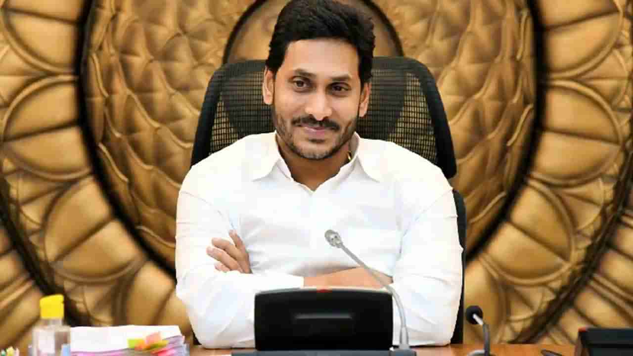 Tollywood : మరికాసేపట్లో ఏపీకి సినీపెద్దలు.. ఎవరెవరు వెళ్తున్నారంటే..