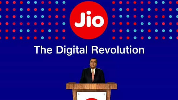 Airtel Vs Jio: ఎయిర్ టెల్ కు ధీటుగా జియో.. శాటిలైట్ ద్వారా ఇంటర్నెట్ సేవల కోసం ఏం చేసిందంటే..