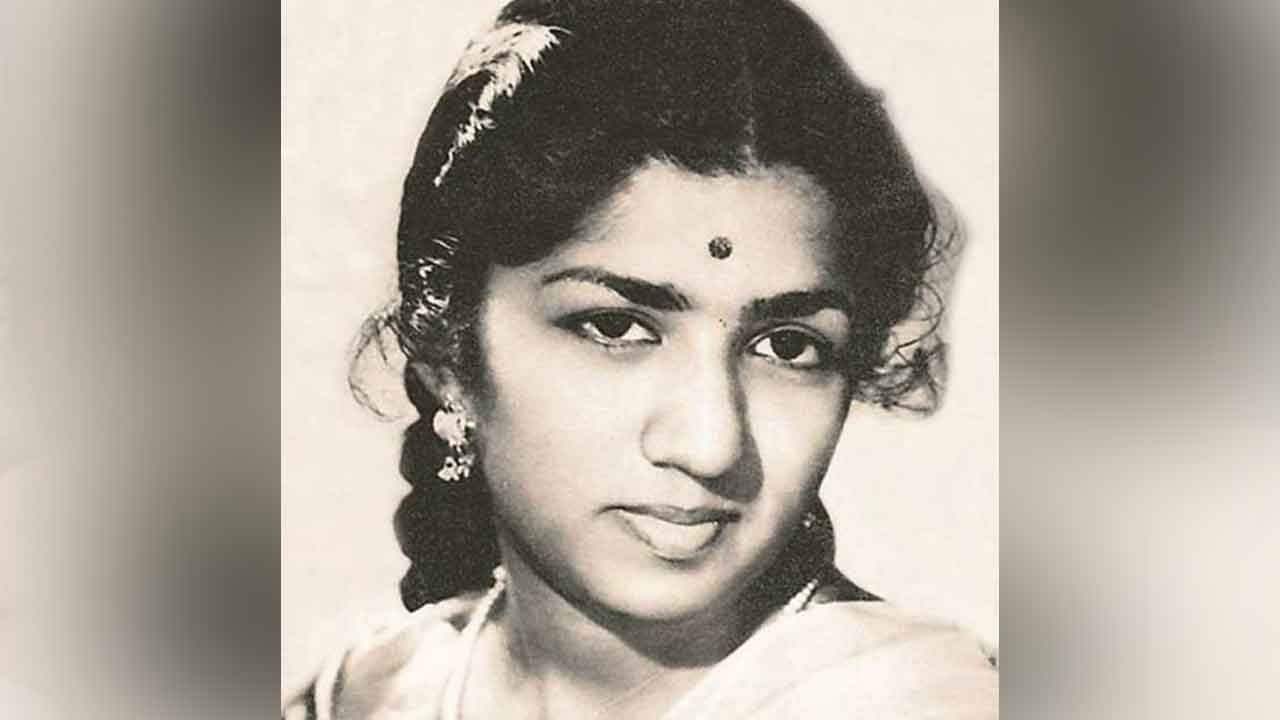 Lata Mangeshkar: గాయని లతా మంగేష్కర్ కన్నుమూత.. భారతరత్న పురస్కార గ్రహీత గానకోకిల అరుదైన చిత్రాలు..