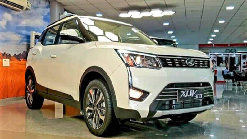 మహీంద్రా ఆల్ట్రాస్ జీ4పై భారీ డిస్కౌంట్ ప్రకటించింది. ఎక్ఛేంజ్ బోనస్ రూ.50వేలు, కార్పొరేట్ తగ్గింపు రూ.11,500, అదనపు ఆఫర్లు రూ.20 వేల వరకు పొందవచ్చు.