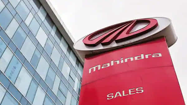 Mahindra EV Cars: ఎలక్ట్రిక్ వాహనాలపై మహీంద్రా భారీ పెట్టుబడి.. రానున్న మూడేళ్లలో ఎన్నికోట్లు వెచ్చించనుందంటే..