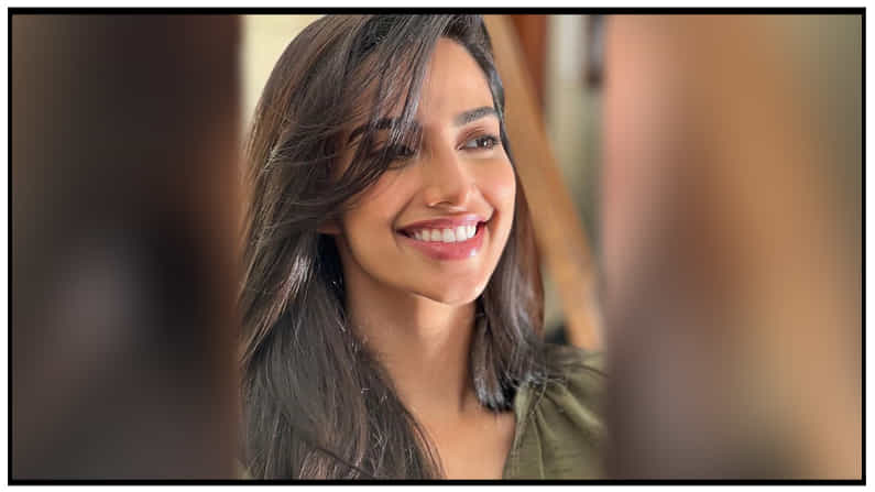 Meenakshi Chaudhary New Photos. Credit by:Meenakshi Chaudhary/Instagram