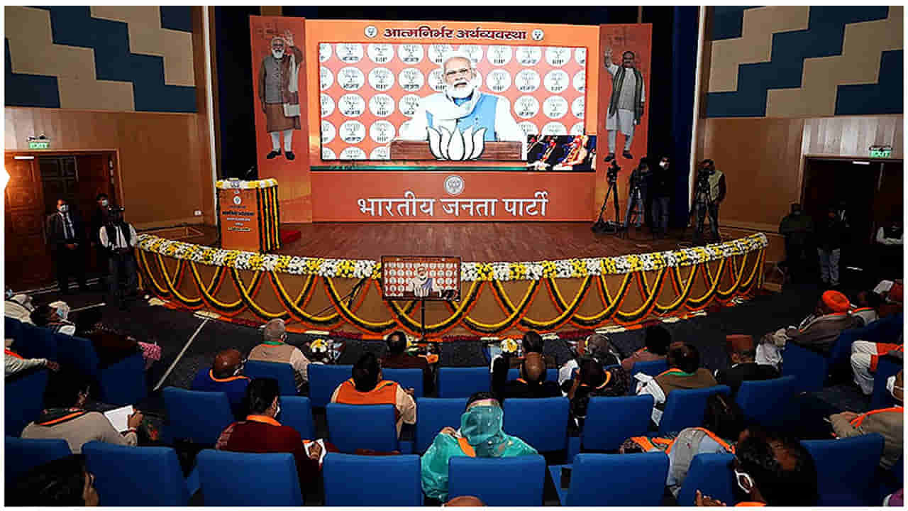 PM Modi: బ్యాంకుల మాదిరిగానే పోస్టాఫీసు ఖాతాల్లోనూ ఆన్‌లైన్ ఫండ్ ట్రాన్స్‌ఫర్: ప్రధాని మోడీ