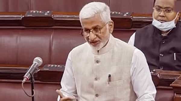 MP Vijayasai Reddy: ఇది పసలేని బడ్జెట్.. రాజ్యసభలో కేంద్ర ప్రభుత్వంపై ధ్వజమెత్తిన ఎంపీ విజయసాయి రెడ్డి..