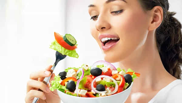 Health Tips: ఒమిక్రాన్ నుంచి రక్షించుకునేందుకు ఈ నాలుగు అలవాట్లను మీ దినచర్యలో భాగం చేసుకోండి