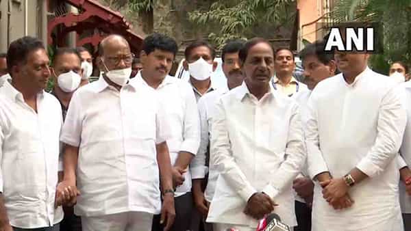 KCR Meets Sharad Pawar:తెలంగాణ రాష్ట్ర ఏర్పాటుకు శరద్ పవార్ ఇచ్చిన మద్దతు మర్వలేంః సీఎం కేసీఆర్