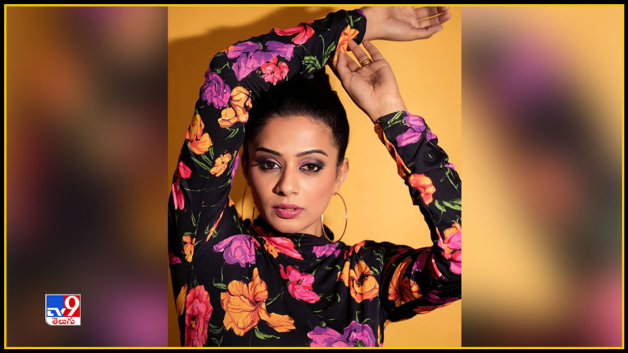 Priyamani New Photos. Credit by:Priyamani/Instagram