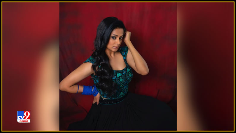 Priyamani New Photos. Credit by:Priyamani/Instagram