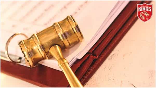 Punjab Kings, IPL 2022 Auction: పంజాబ్ కింగ్స్ సొంతమైన ఢిల్లీ ప్లేయర్లు.. తొలి ట్రోఫీ కోసం భారీగా ఖర్చు..!