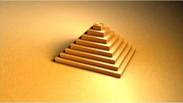 Vastu Tips: పిరమిడ్తో ఇంట్లో వాస్తు దోషాలకు చెక్.. దాని ప్రయోజనాలేంటో ఇప్పుడే తెలుసుకోండి..