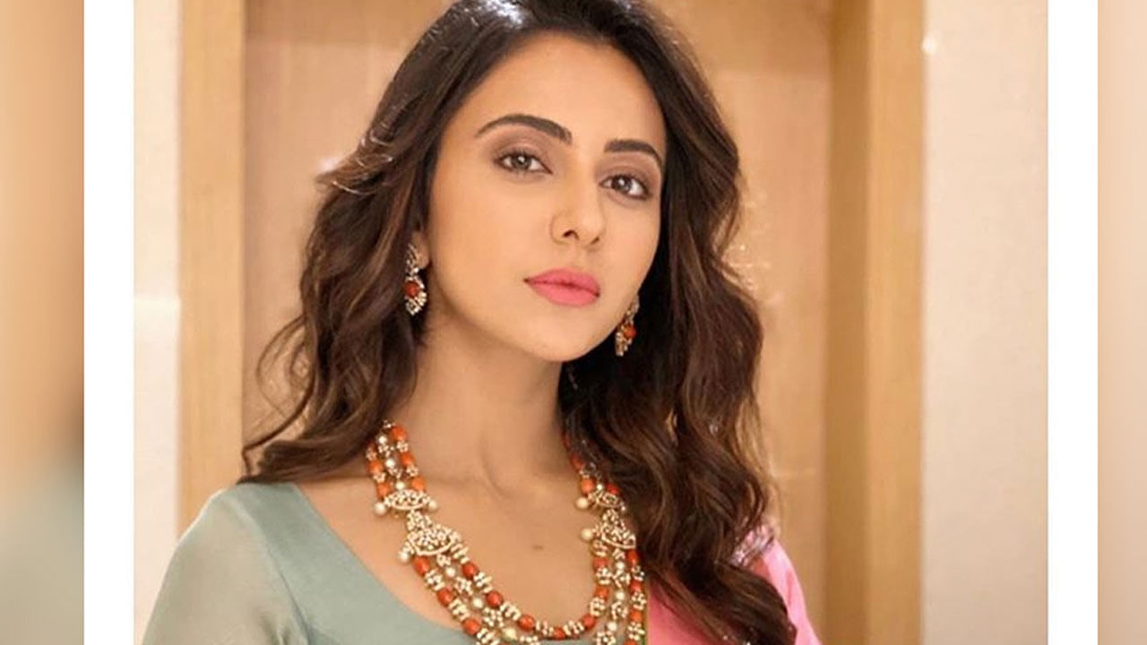 Rakul Preet Singh: కండోమ్‌ టెస్టర్‌గా రకుల్‌.. ఆమె తల్లిదండ్రులు రియాక్షన్‌ ఏంటంటే..