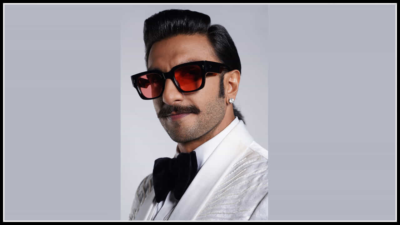 Ranveer Singh: స్టైలీష్ లుక్లో అట్రాక్ట్ చేస్తోన్న బాలీవుడ్ స్టార్ హీరో.. రణ్ వీర్ సింగ్ లేటేస్ట్ ఫోటోస్ వైరల్..