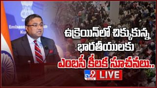 Viral Video: ప్రపంచం మొత్తం చూపు ఆ జర్నలిస్ట్ పైనే.. రష్యా-ఉక్రెయిన్ యుద్ధంపై ఆరు భాషల్లో న్యూస్..