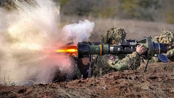 Russia-Ukraine crisis: ఉక్రెయిన్లో కమ్ముకొస్తోన్న యుద్ధమేఘాలు.. రణ రంగంలో యుద్ధభేరి మోగిస్తోన్న రష్యా..