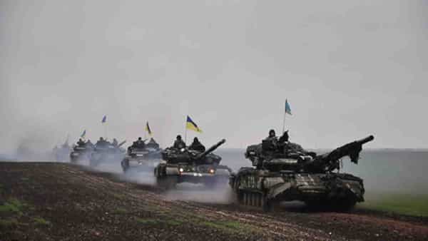 Russia -Ukraine: రష్యా-ఉక్రెయిన్ మధ్య యుద్ధ వాతావరణం.. సరిహద్దులో కాల్పుల మోత.. కేంద్రం కీలక నిర్ణయం