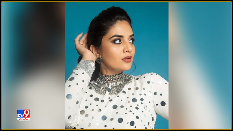 Sreemukhi New Photos. Credit by:Sreemukhi/Instagram