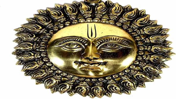 Sun Worship: సూర్యుడి అనుగ్రహం కోసం ఆదివారం ఉపవాసం బెస్ట్.. అన్ని పనులు సకాలంలో పూర్తి..?