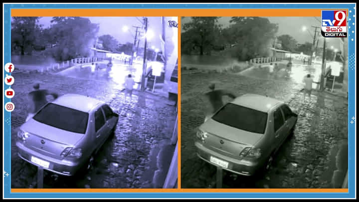 Viral Video: చూస్తుండగానే కుప్పకూలి నదిలో పడిపోయిన బ్రిడ్జి..! వాహనాల సైతం వదలని వరదనీరు..(వీడియో) Viral Video: చూస్తుండగానే కుప్పకూలి నదిలో పడిపోయిన బ్రిడ్జి..! వాహనాల సైతం వదలని వరదనీరు..(వీడియో)