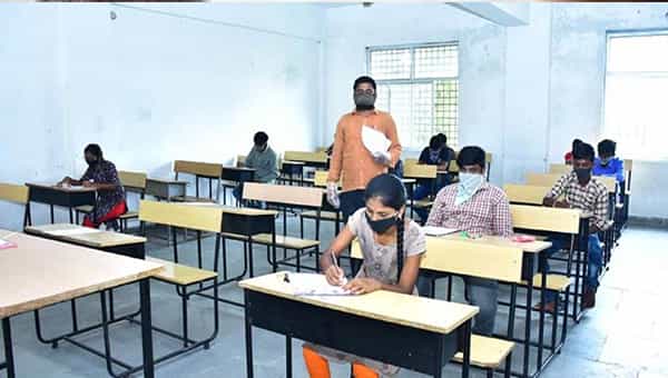 TS Polytechnic: పాలిటెక్నిక్ ప్రశ్నాపత్రాల లీక్పై తెలంగాణ ప్రభుత్వం సీరియస్.. పరీక్షలను రద్దు చేస్తూ..