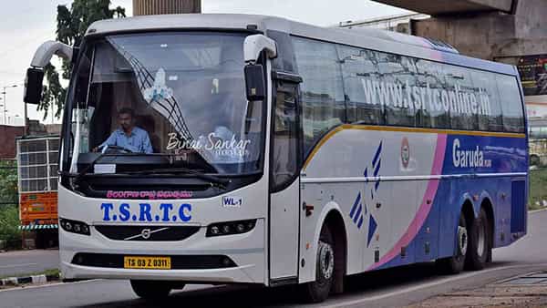 TSRTC: టీఎస్ఆర్టీసీ ప్రయాణికులకు గుడ్న్యూస్.. గరుడ ఛార్జీలను భారీగా తగ్గించిన యాజమాన్యం..