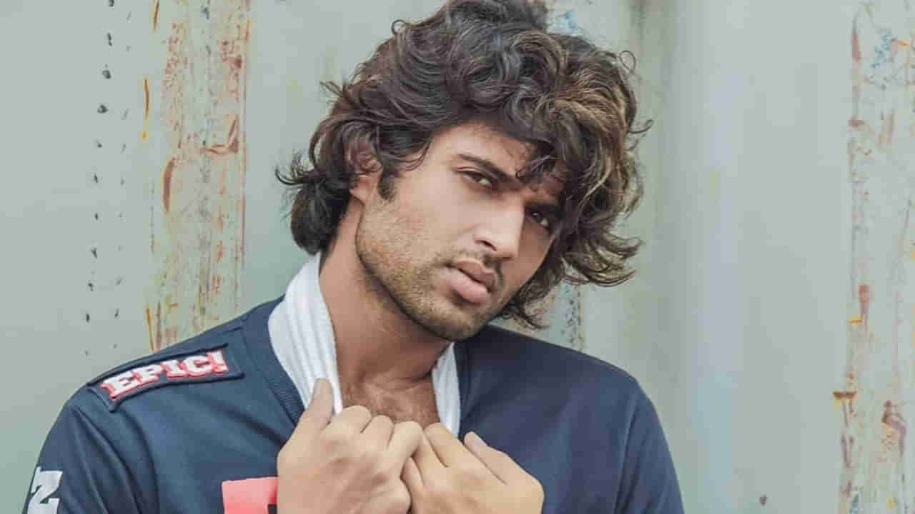 Vijay Deverakonda : పూరిజగన్నాథ్ జనగణమనలో  రౌడీ హీరో అలా కనిపించనున్నాడట..