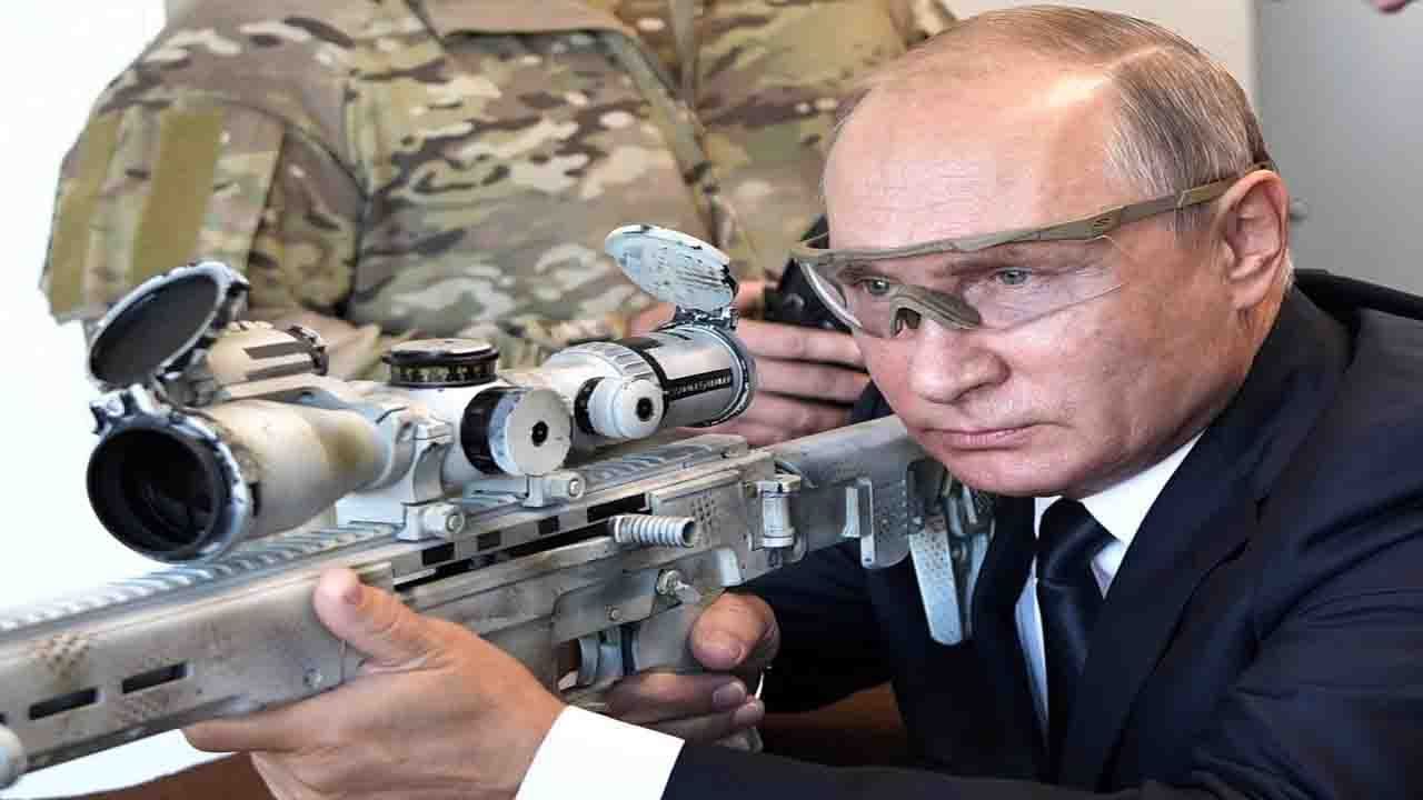 Russian weapons: కదనరంగంలో రంకెలేస్తున్న రష్యా.. ఆ దేశ అమ్ములపొదిలో ఉన్న అస్త్రాలెన్ని?