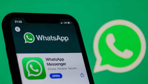 WhatsApp: మరో ఆకట్టుకునే ఫీచర్ తెచ్చే యోచనలో వాట్సాప్.. డిలీట్ ఫర్ ఎవ్రీ వన్ సమయాన్ని..
