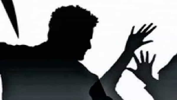 Vijayawada: బెజవాడలో దారుణం.. హోటల్కు తీసుకెళ్లి భార్యను చంపిన భర్త