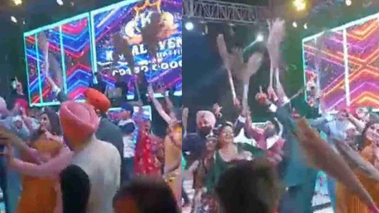 Viral Video: పెళ్లి వేడుకలో చీపుర్లు పట్టుకుని భాంగ్రా డ్యాన్స్.. నెటిజన్లను ఆకట్టుకుంటోన్న వైరల్ వీడియో..