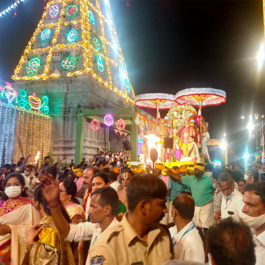  ఇందులో భాగంగా తాజాగా మార్చి 5 (శనివారం) రోజున గరుడ వాహన సేవను నిర్వహించారు.