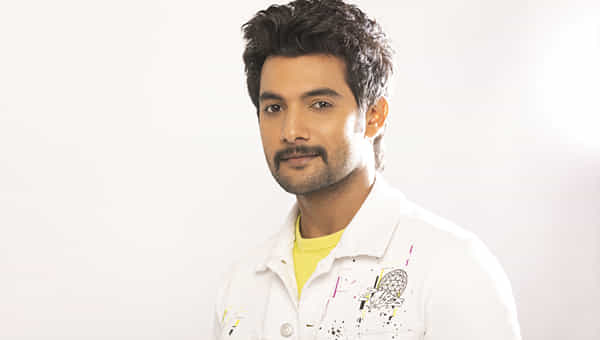 Aadi Saikumar: కొత్త సినిమా మొదలుపెట్టిన కుర్ర హీరో.. హీరోయిన్ ఎవరంటే..