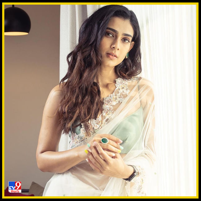 Aakanksha Singh New Photos. Credit by:Aakanksha Singh/Instagram