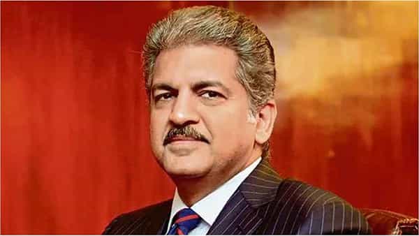 Anand Mahindra: ఒరిజినల్ టెస్లా కార్ ఇదేనంటూ ఆనంద్ మహీంద్రా ట్వీట్.. ఎలాన్ మస్క్ ను ట్విట్టర్లో ట్యాగ్