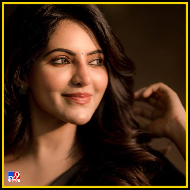 Athulya Ravi New Photos. Credit by:Athulya Ravi/Instagram