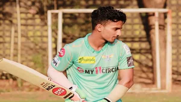 ఓవైపు సీనియర్ బౌలర్లు.. మరోవైపు 29కే 4 వికెట్లు డౌన్.. ఆడింది ఒకటే మ్యాచ్.. అయినా చుక్కలు చూపించిన బ్యాటర్