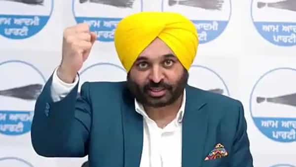 Punjab New CM: రాజ్భవన్లో ప్రమాణం చేయను.. ఆప్ ముఖ్యమంత్రి అభ్యర్థి మాన్ సంచలన ప్రకటన..