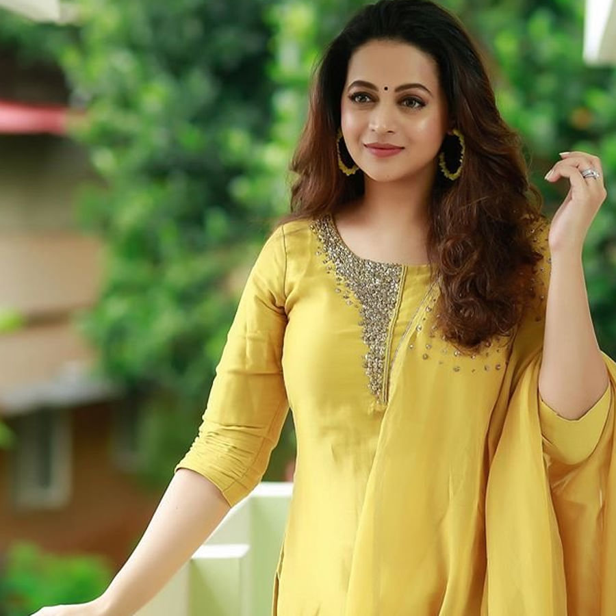 Bhavana Menon తప్పు చేయనప్పుడు నేనెందుకు దాక్కోవాలి లైంగిక దాడి పై ఓపెన్ అయిన భావన Actress