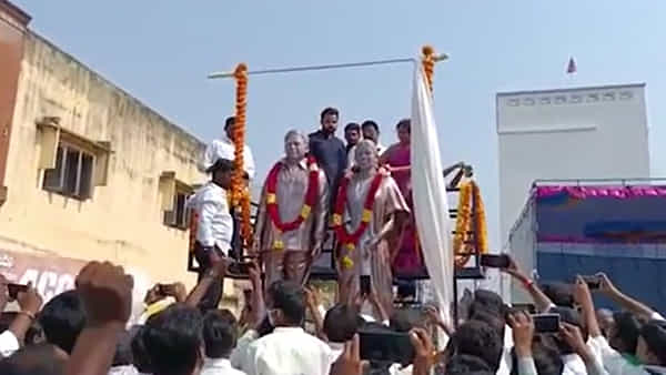 Kurnool: భూమా కుటుంబంలో మరింత చిచ్చుపెట్టిన విగ్రహావిష్కరణ.. ఆళ్లగడ్డలో ఉద్రిక్తత..
