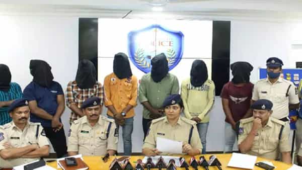 Hyderabad: బైక్ రేసింగ్లతో యువకుల హల్చల్.. భాగ్యనగరంలో 8 మంది అరెస్టు