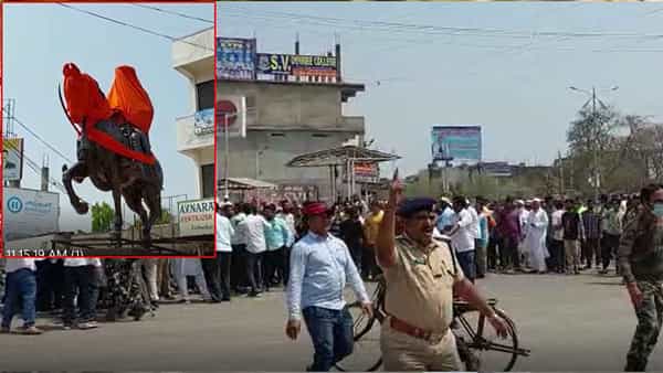 Bodhan Tension: బోధన్లో విగ్రహం ఏర్పాటు వివాదాస్పదం.. ఇరువర్గాల మధ్య ఘర్షణతో ఉద్రిక్తం