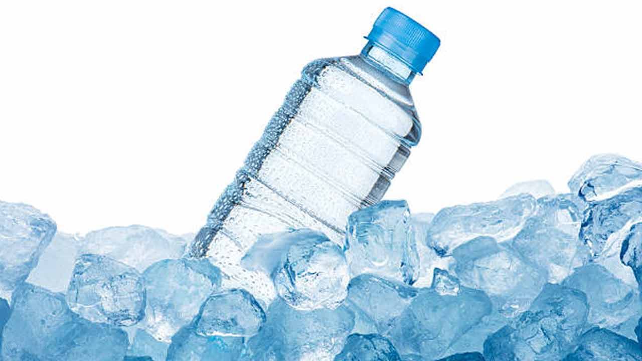 Summer Cool Water Effects: ఎండాకాలం కూల్ వాటర్ తాగుతున్నారా? అయితే, బరువు పెరగడం ఖాయం!