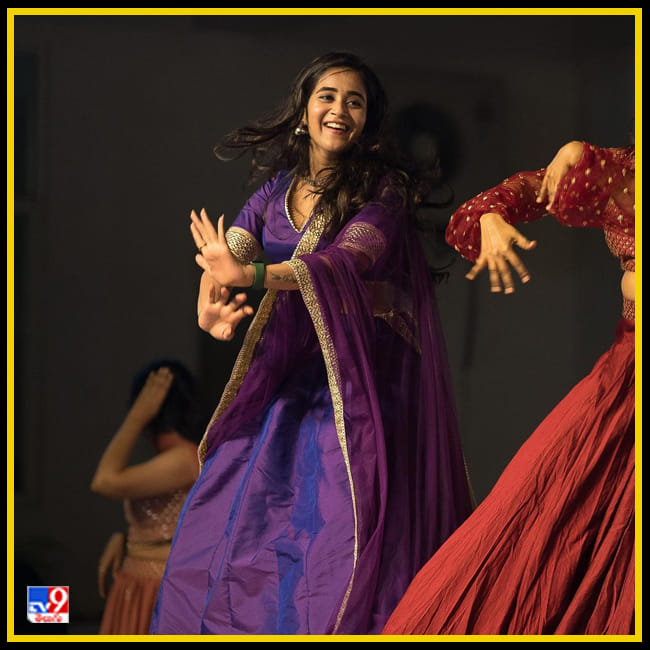 Deepthi Sunaina New Photos. Credit by:Deepthi Sunaina/Instagram