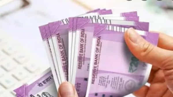 ECLGS: కేంద్ర ప్రభుత్వం కీలక నిర్ణయం.. క్రెడిట్ లైన్ గ్యారెంటీ స్కీమ్ 5 లక్షల కోట్లకు పెంపు..!