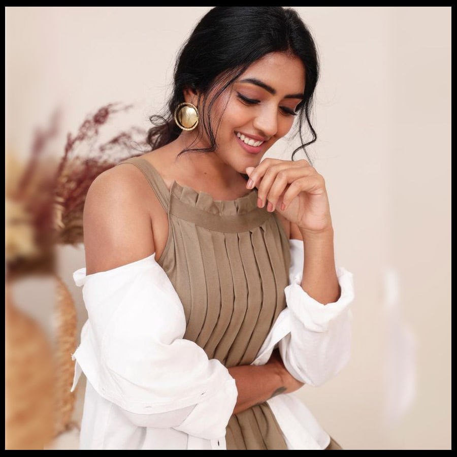 Eesha Rebba New Photos. Credit by:Eesha Rebba/Instagram